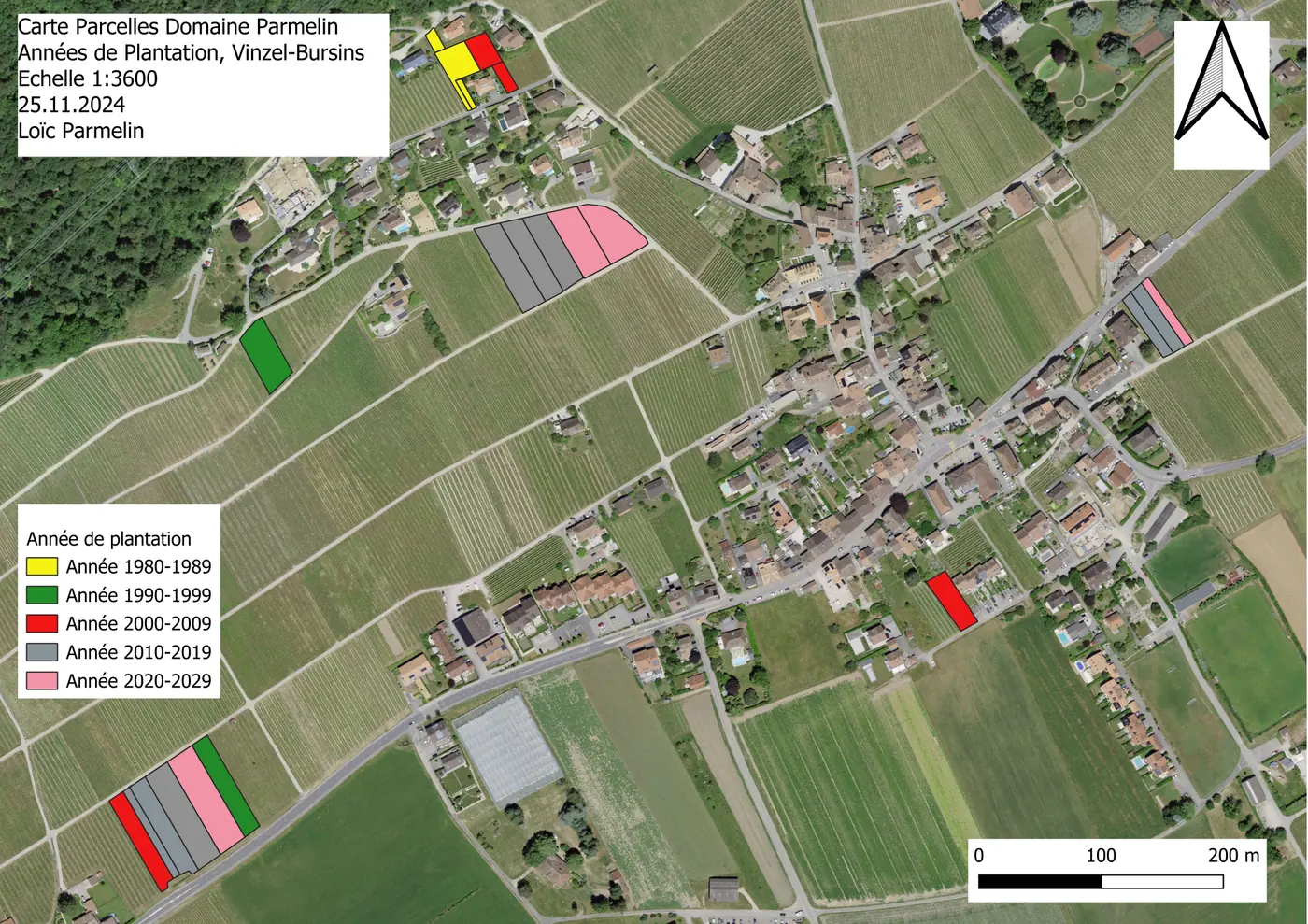 Les mêmes parcelles, colorées cette fois par décennie de plantation, de 1980 à aujourd’hui